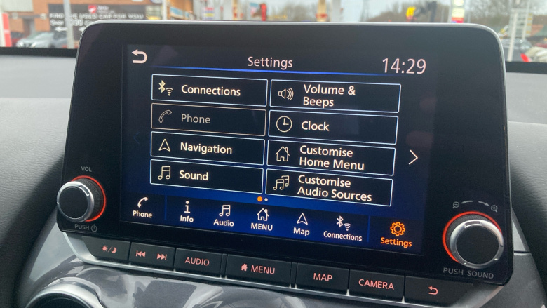 Nissan Juke 1.6 Hybrid Tekna 5dr Auto Hybrid Hatchback